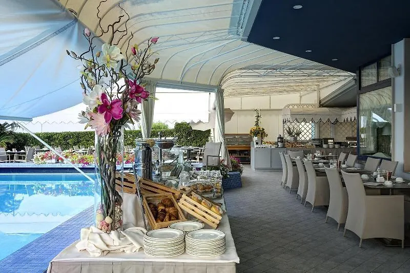 ****  Hotel Cavalieri Palace & Suites Lido di Jesolo Italy