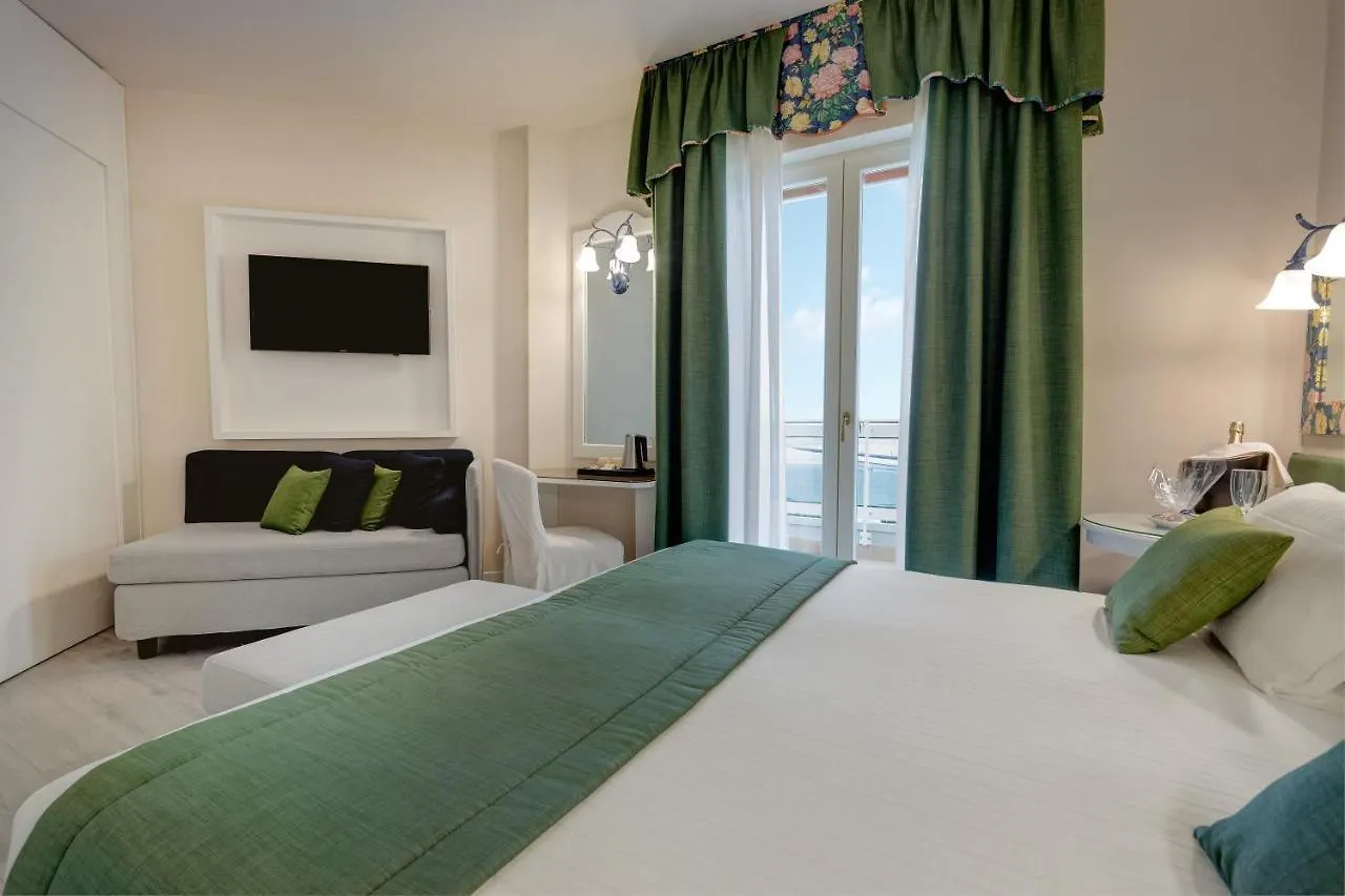 Hotel Cavalieri Palace & Suites Lido di Jesolo Italien
